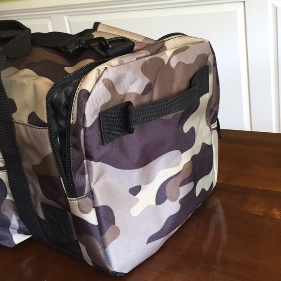 Puma camouflage Duffel Bag - Picture 6 of 8